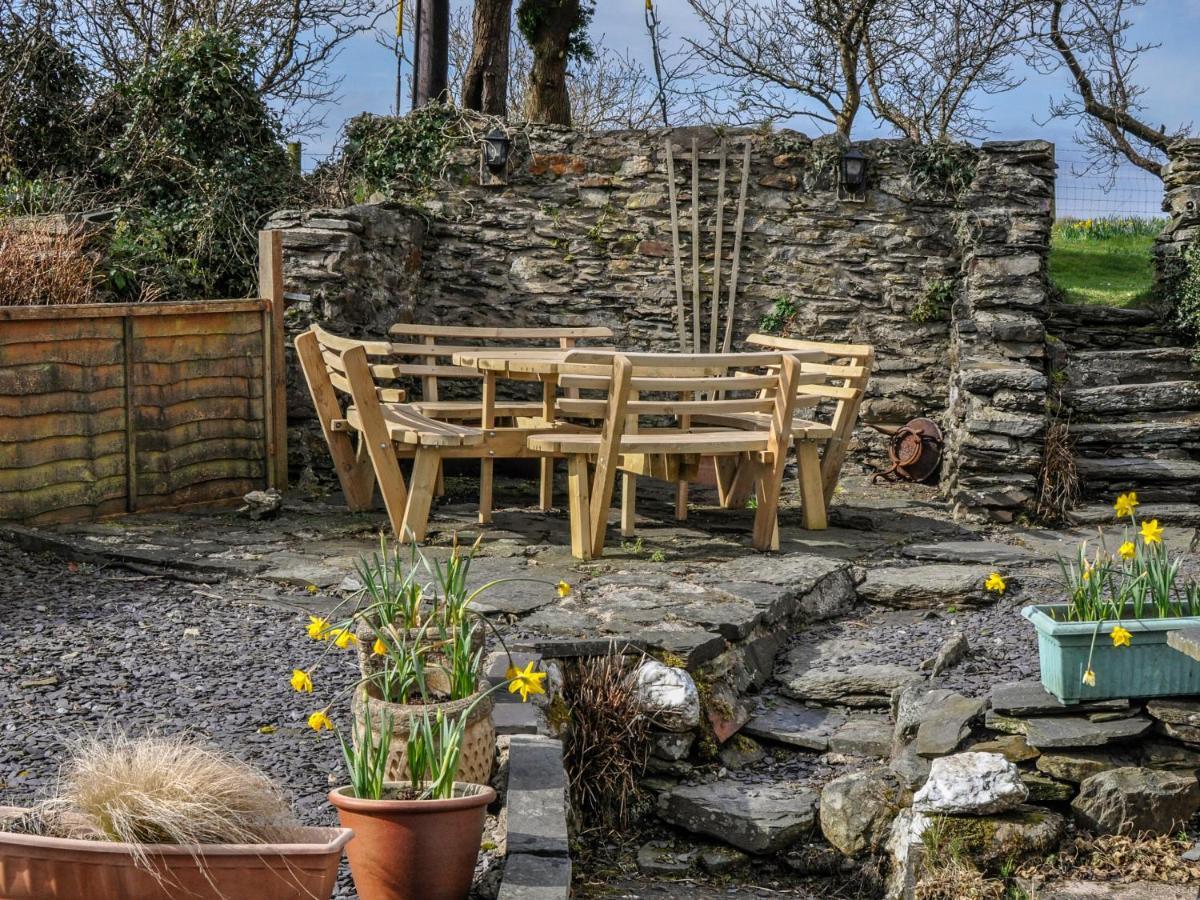 Vila Arwel Capel Garmon Exteriér fotografie